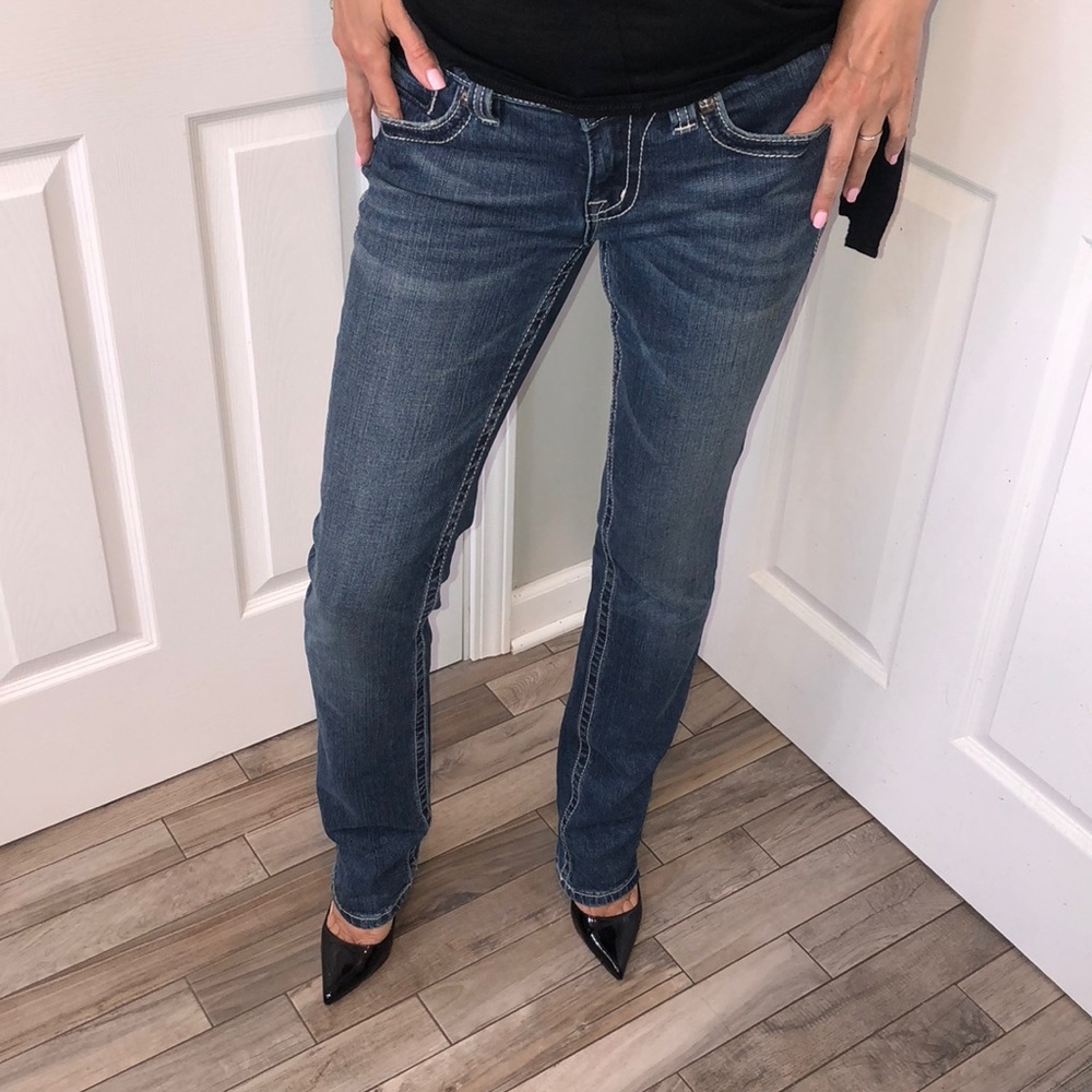 Miss Me straight non-distressed straight jean